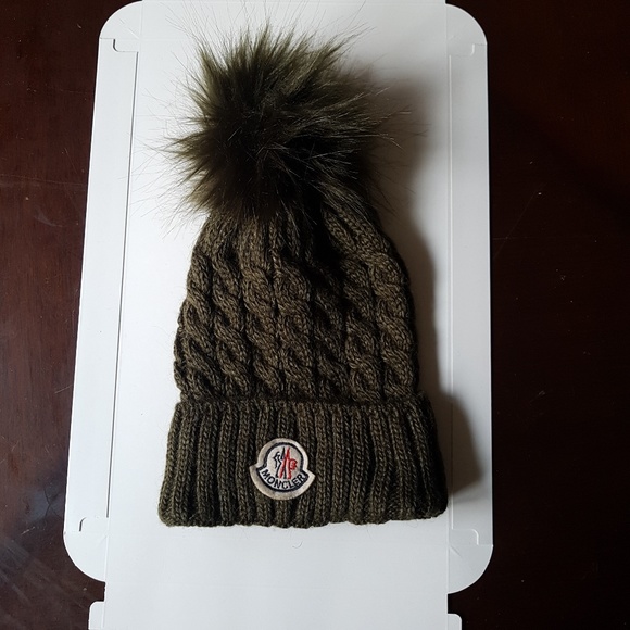brown moncler hat